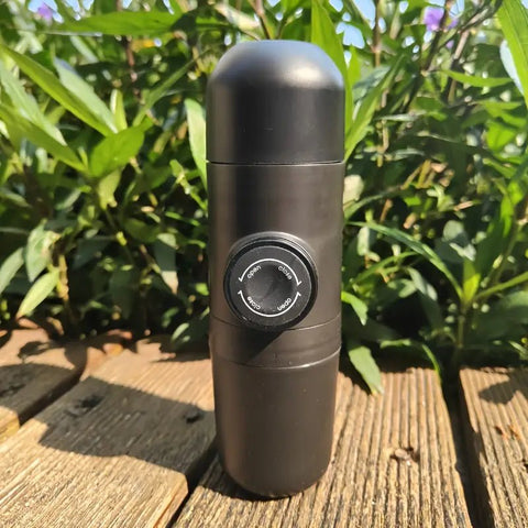 Máquina de Café Espresso Manual Portátil - Indigo72.com